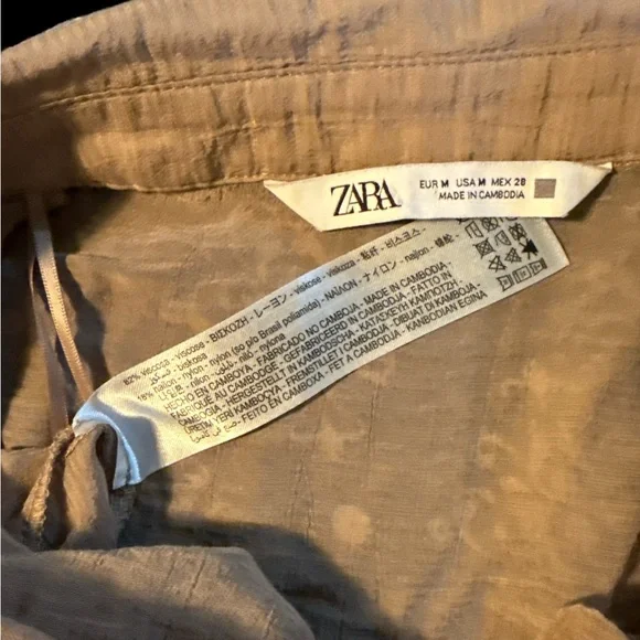 Zara (Beige) Tunic with Lace-Up V-Neck - Picture 6 of 6